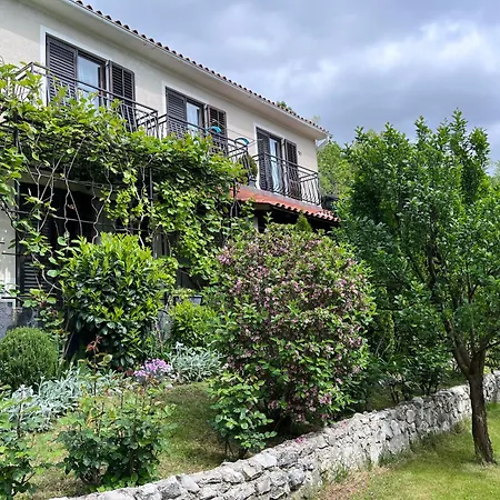 Vista Apartment Lupoglav (Istria)