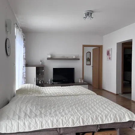 Vista Apartment *