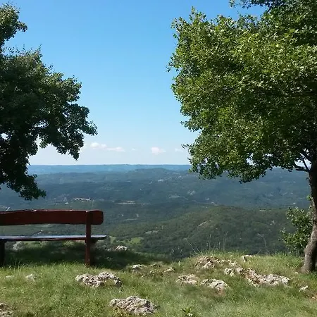 Vista Lupoglav (Istria)