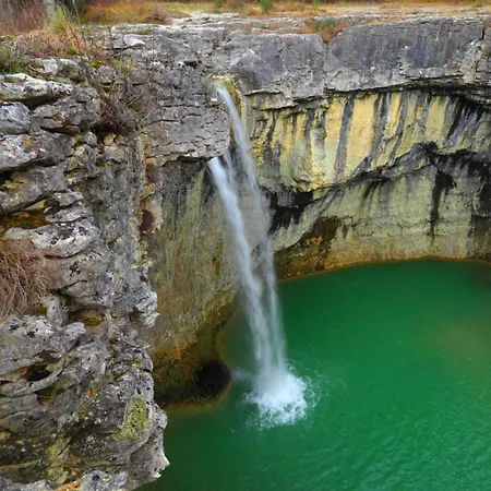 Vista Lupoglav (Istria)